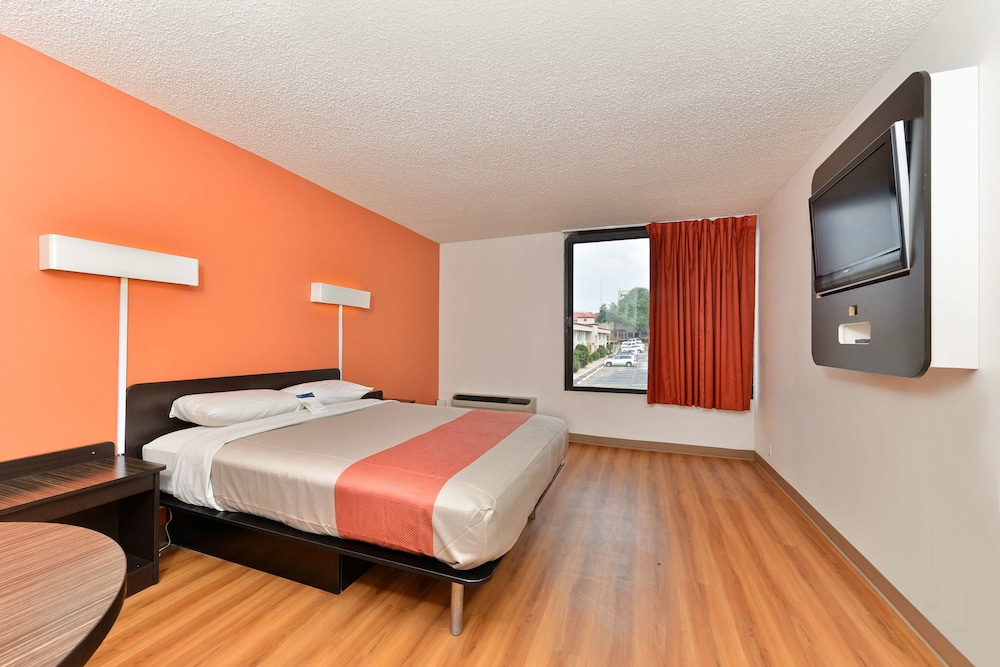 Motel6 Fort Worth, TX - Downtown East 30/52