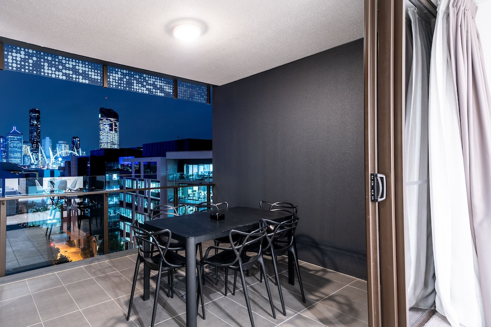 Opera Apartments South Brisbane 26/70