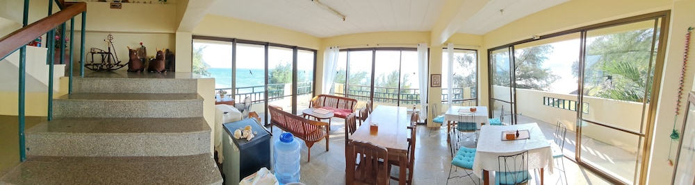 Aow Noi Sea View Resort 15/50