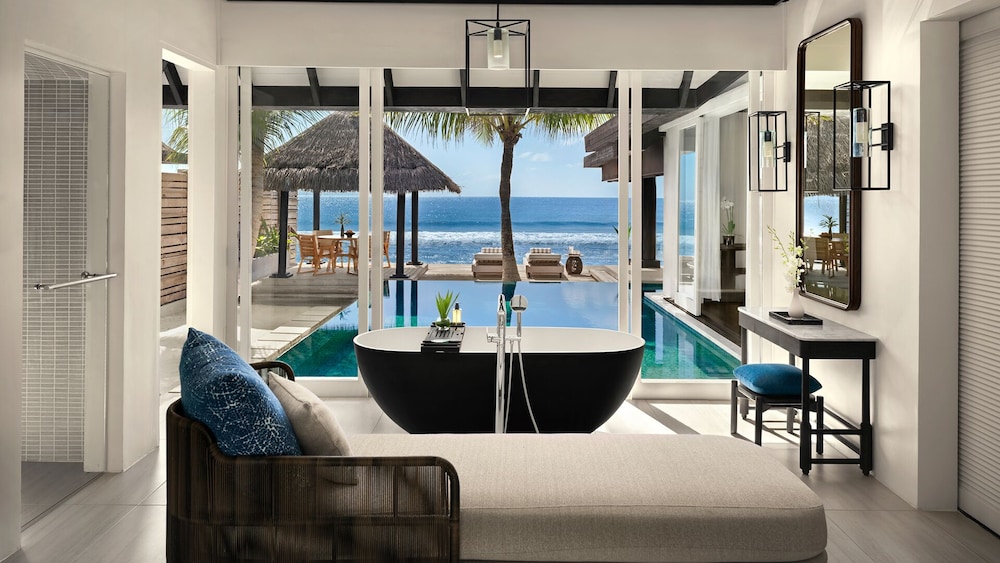 Naladhu Private Island Maldives 42/65