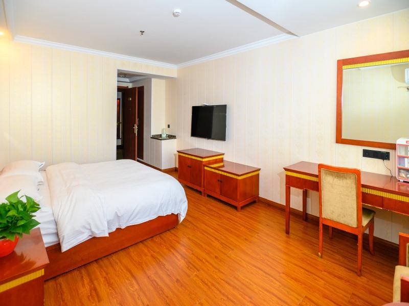 GreenTree Inn Nantong Hongming Plaza Hotel 8/23