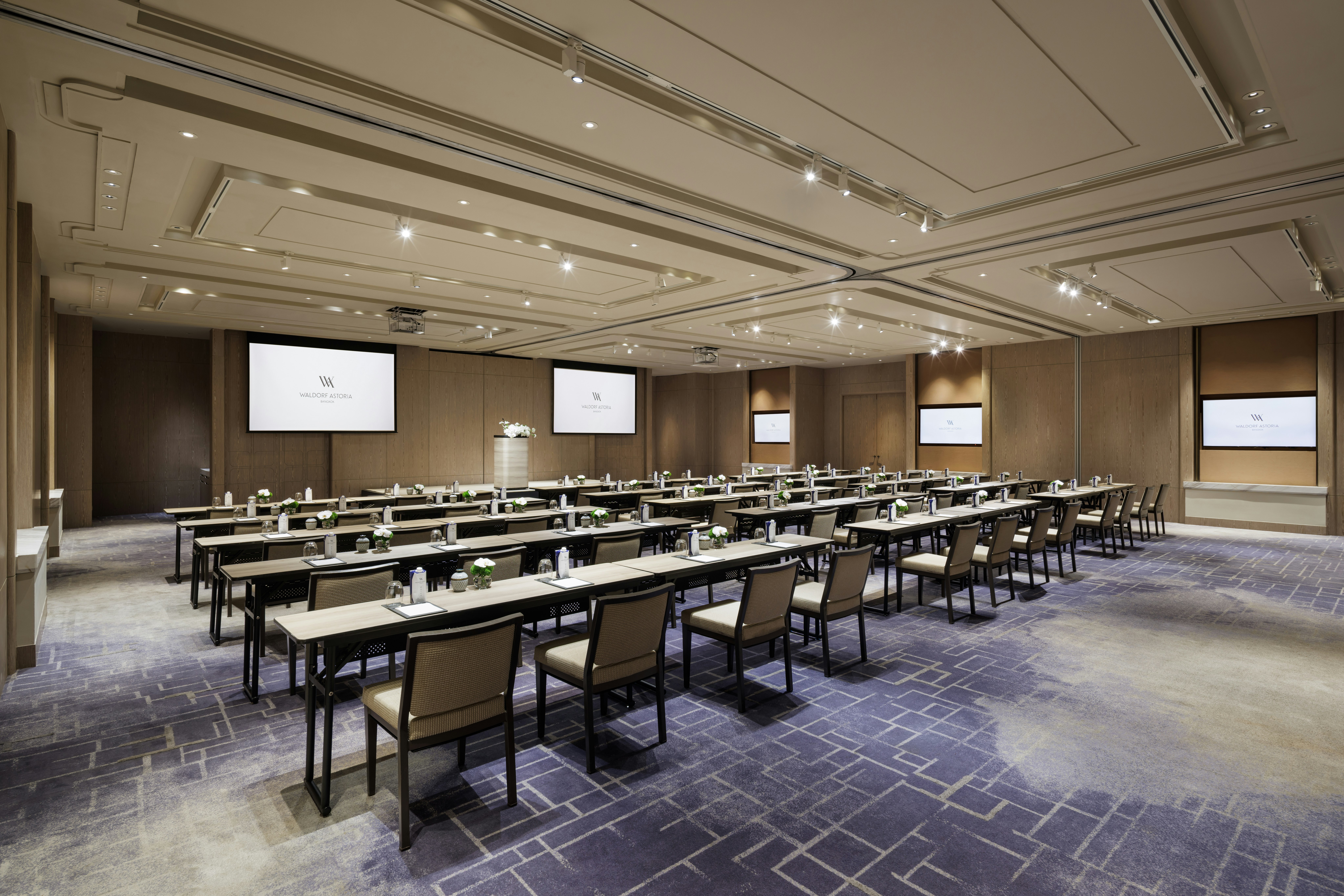 Waldorf Astoria Bangkok 59/73