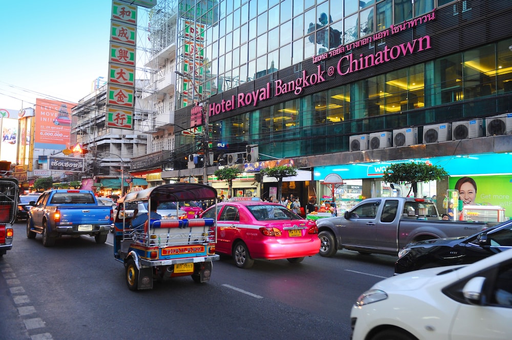 Hotel Royal Bangkok 61/67