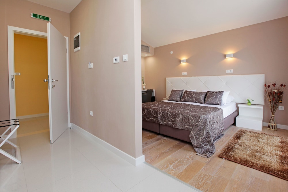 Hotel Villa Telenta 29/73