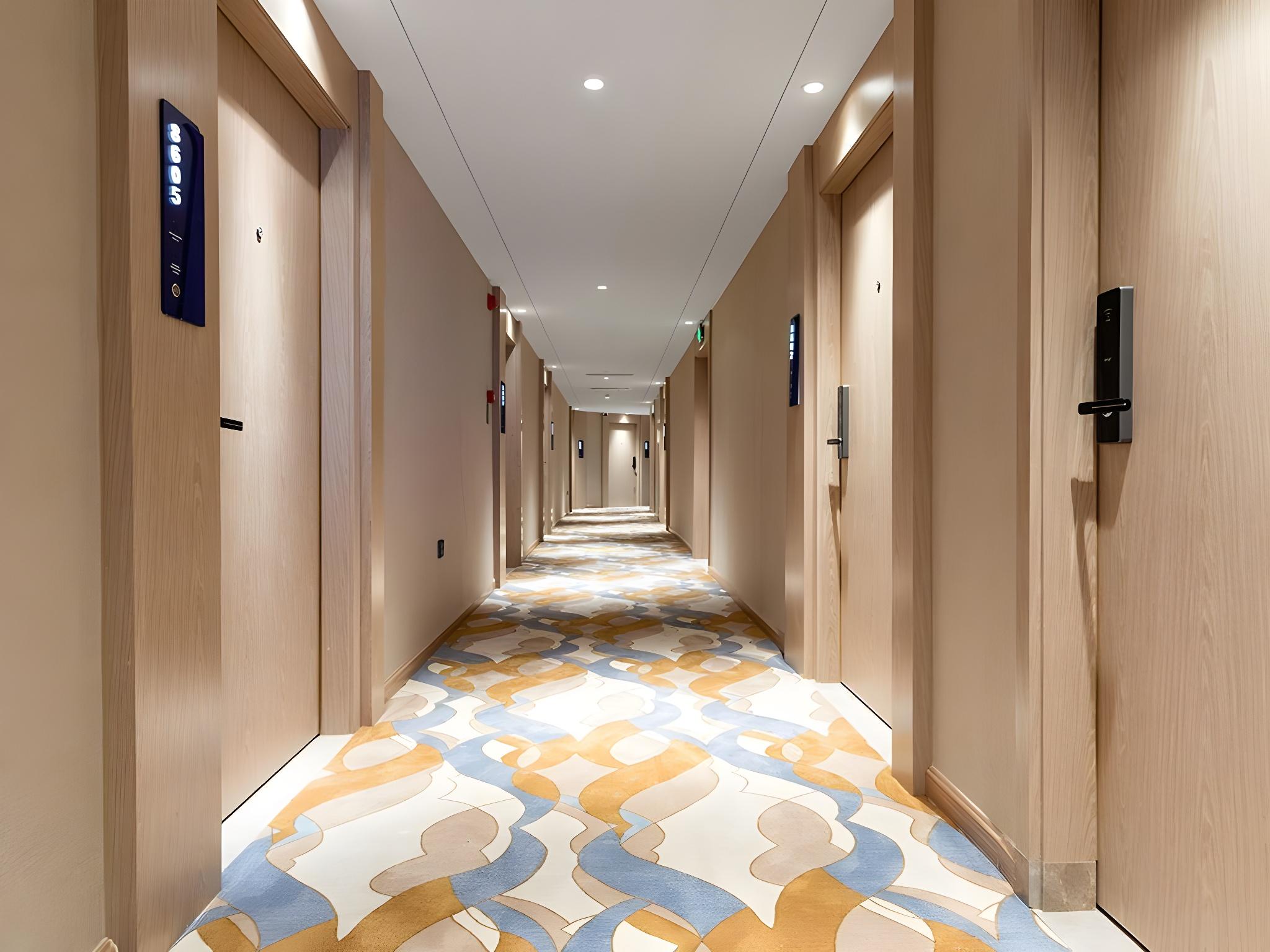 Kyriad Marvelous Hotel Shenzhen Nanlian Metro Station 19/32