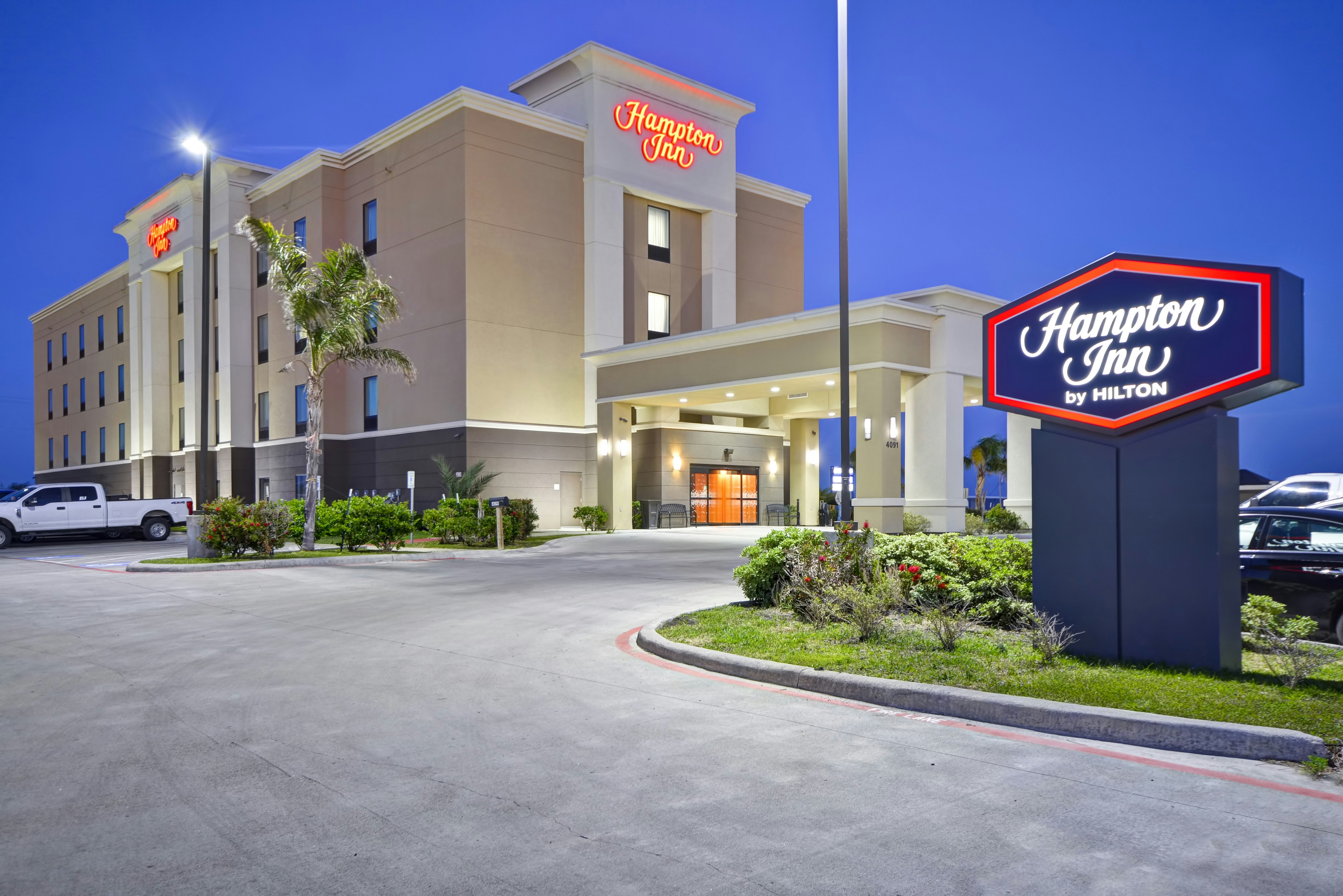 Hampton Inn Kenedy 52/57