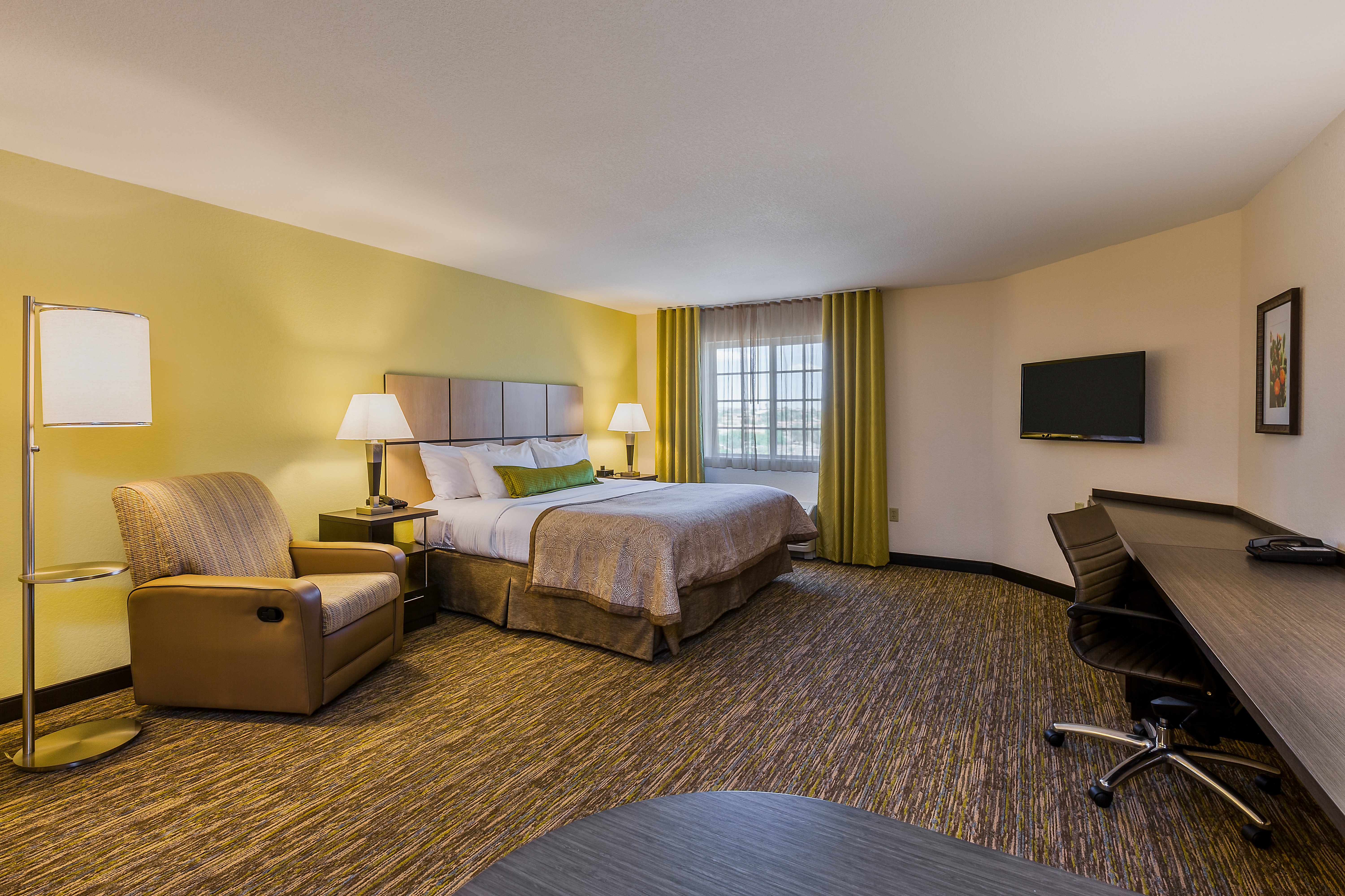 Candlewood Suites TUCSON 9/37