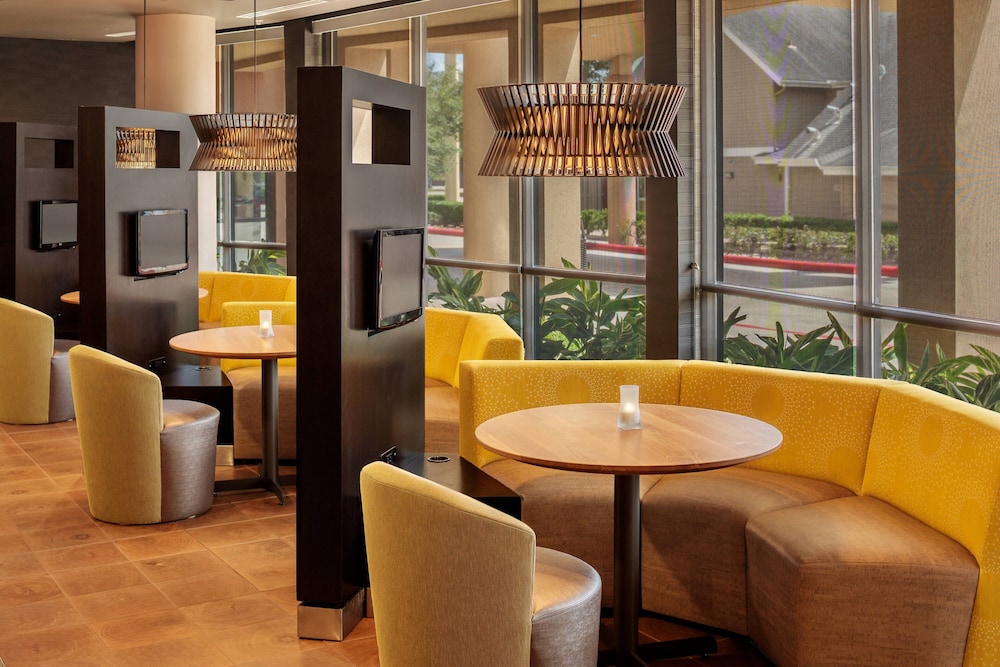 Courtyard by Marriott Houston Medical Center/NRG Park 33/42