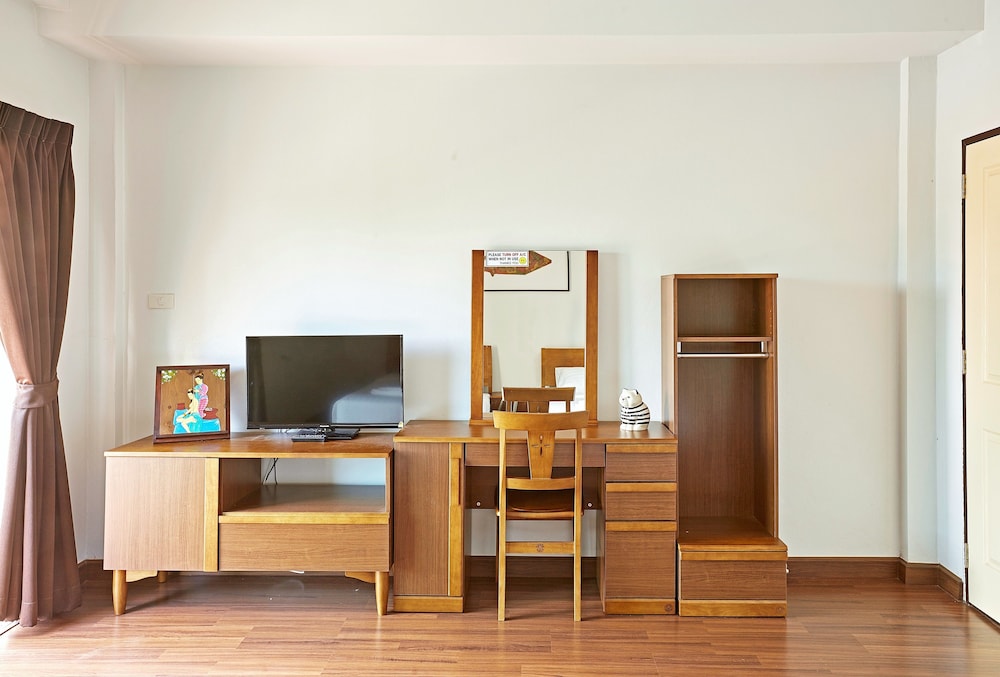 Chez Bure - Bure Homestay 65/76
