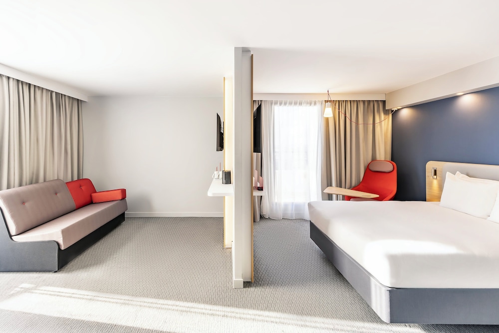 Suite, Queen Bed, Balcony