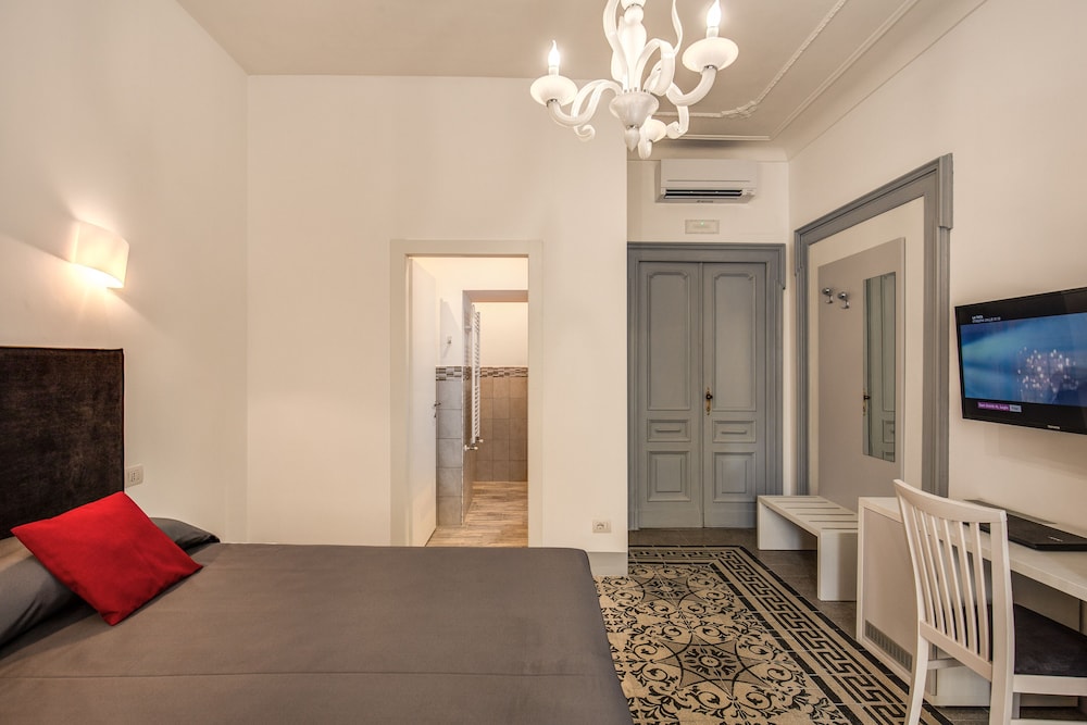 Feronia Guest House 33/54