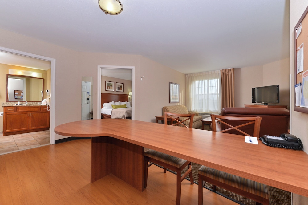 Candlewood Suites Elmira Horseheads 26/41
