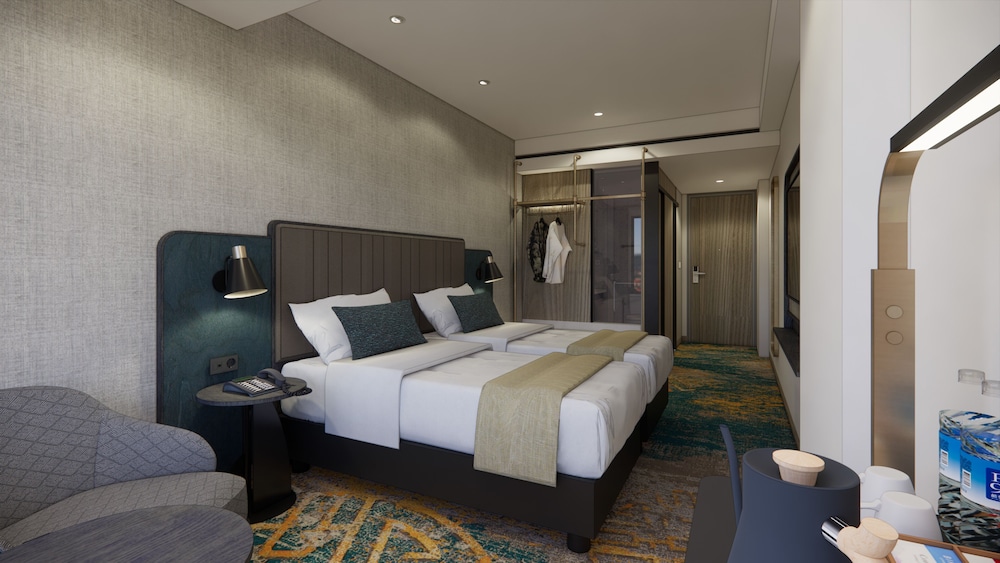 Mercure Madiun 17/41