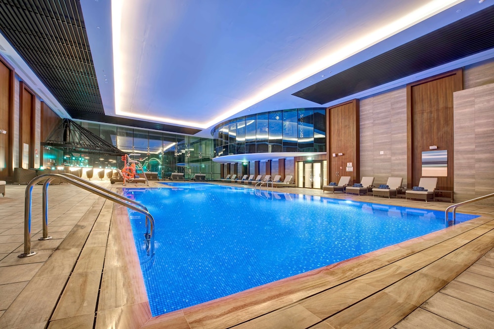 swimming pool spa