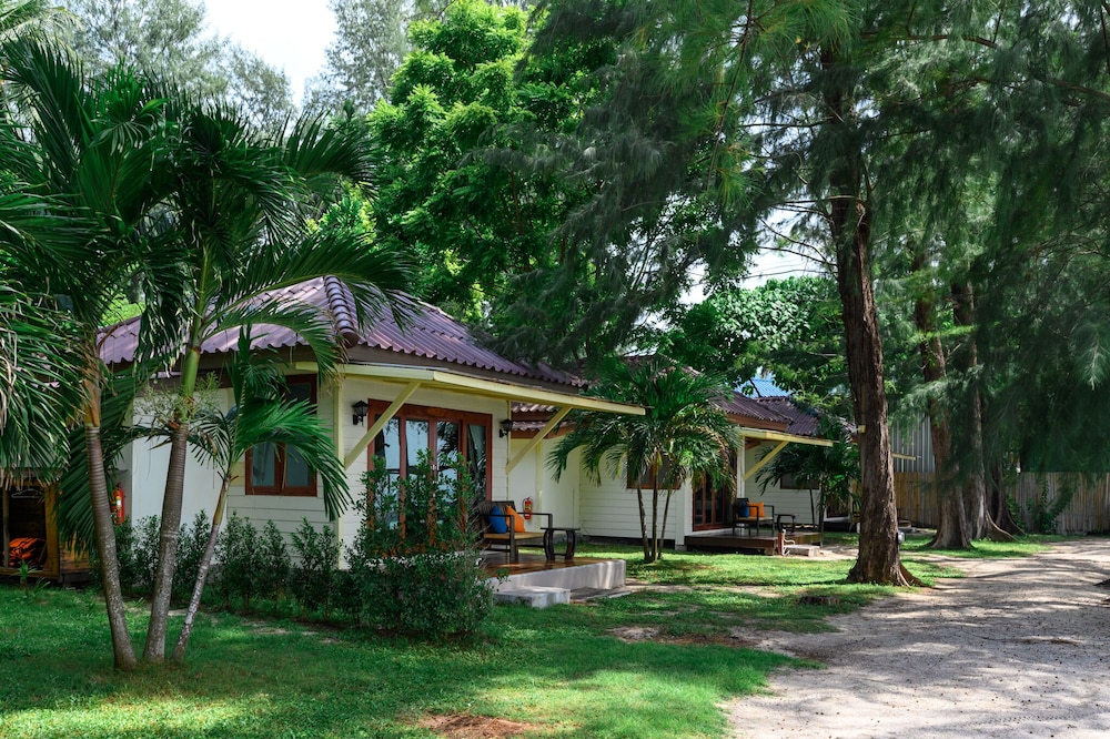 Wapi Resort Koh Lipe 8/75