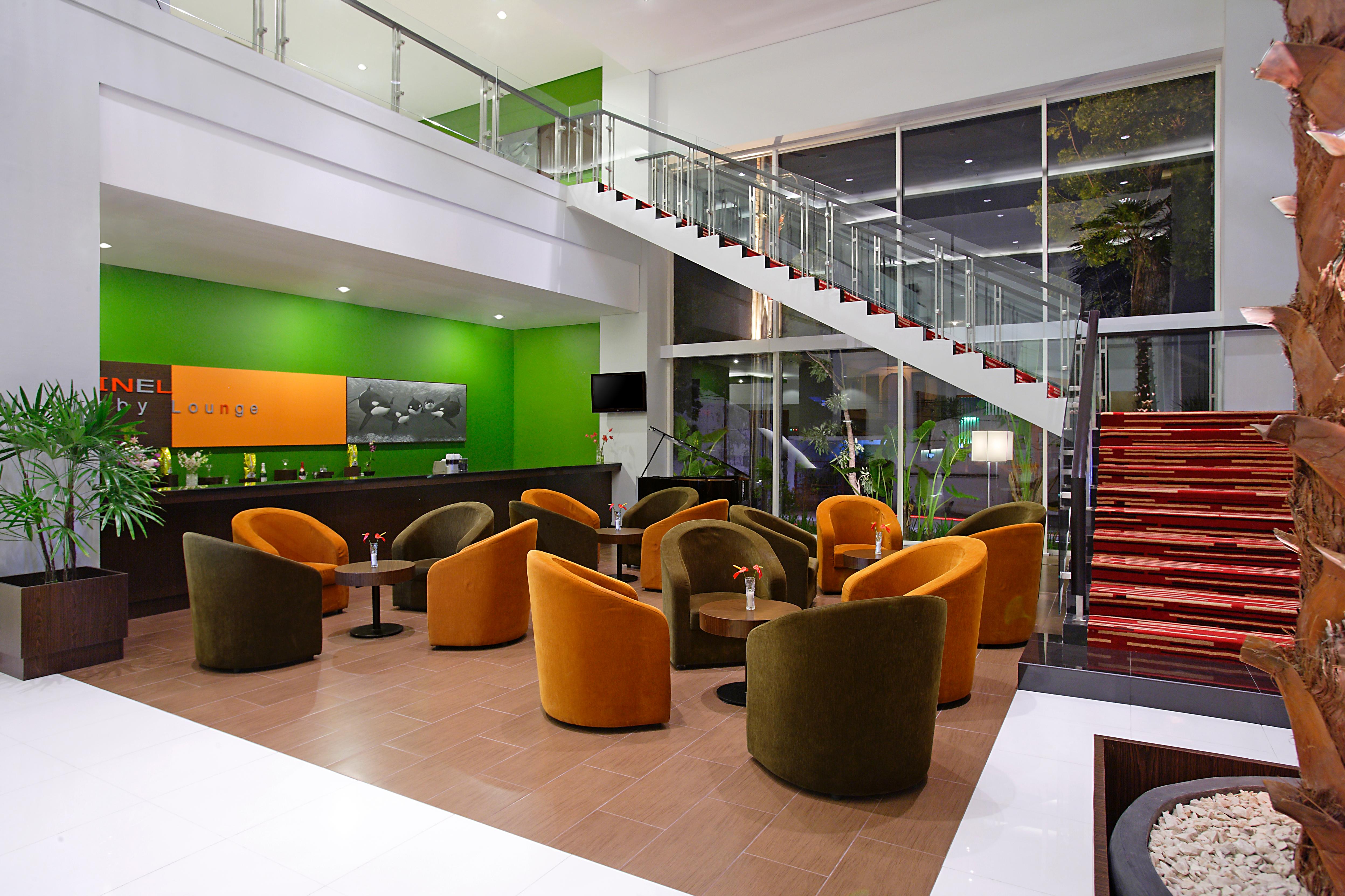 Hotel Santika Palu 20/36