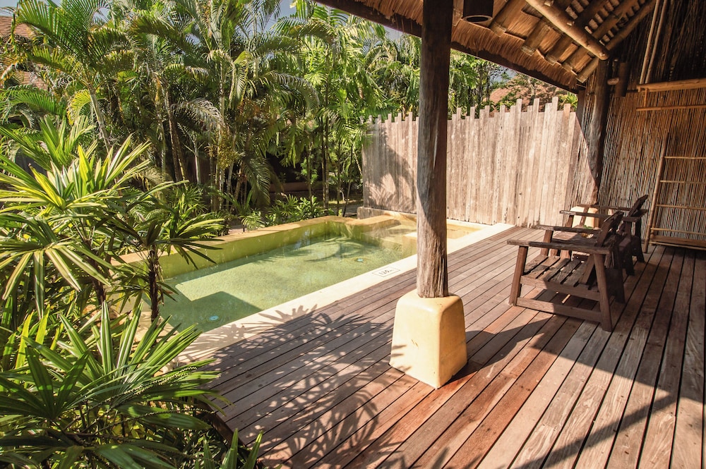 High Season Pool Villa Spa 31/56