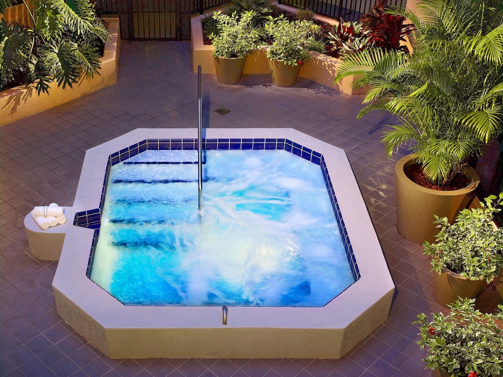 Sonesta ES Suites Orlando International Drive 12/55