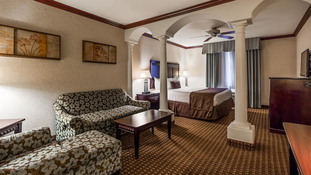 Best Western Plus Main Street Inn 27/38