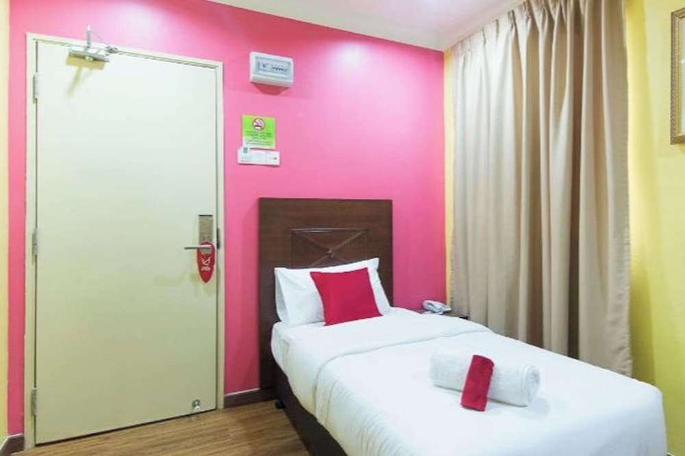 Hotel Sunjoy9 48/63
