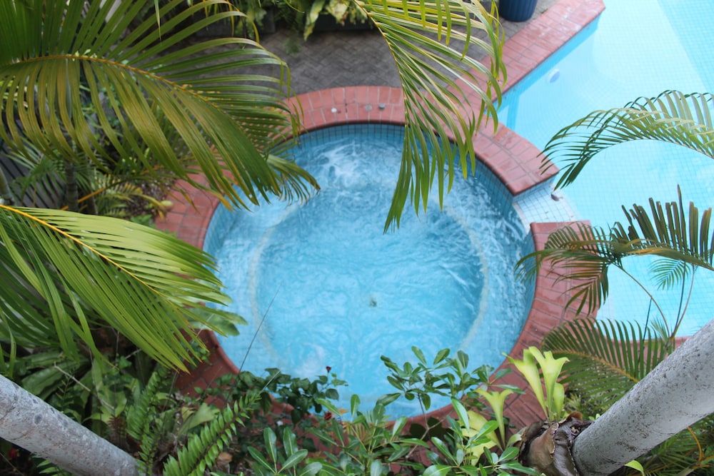 Crystal Garden Resort Restaurant 21/34