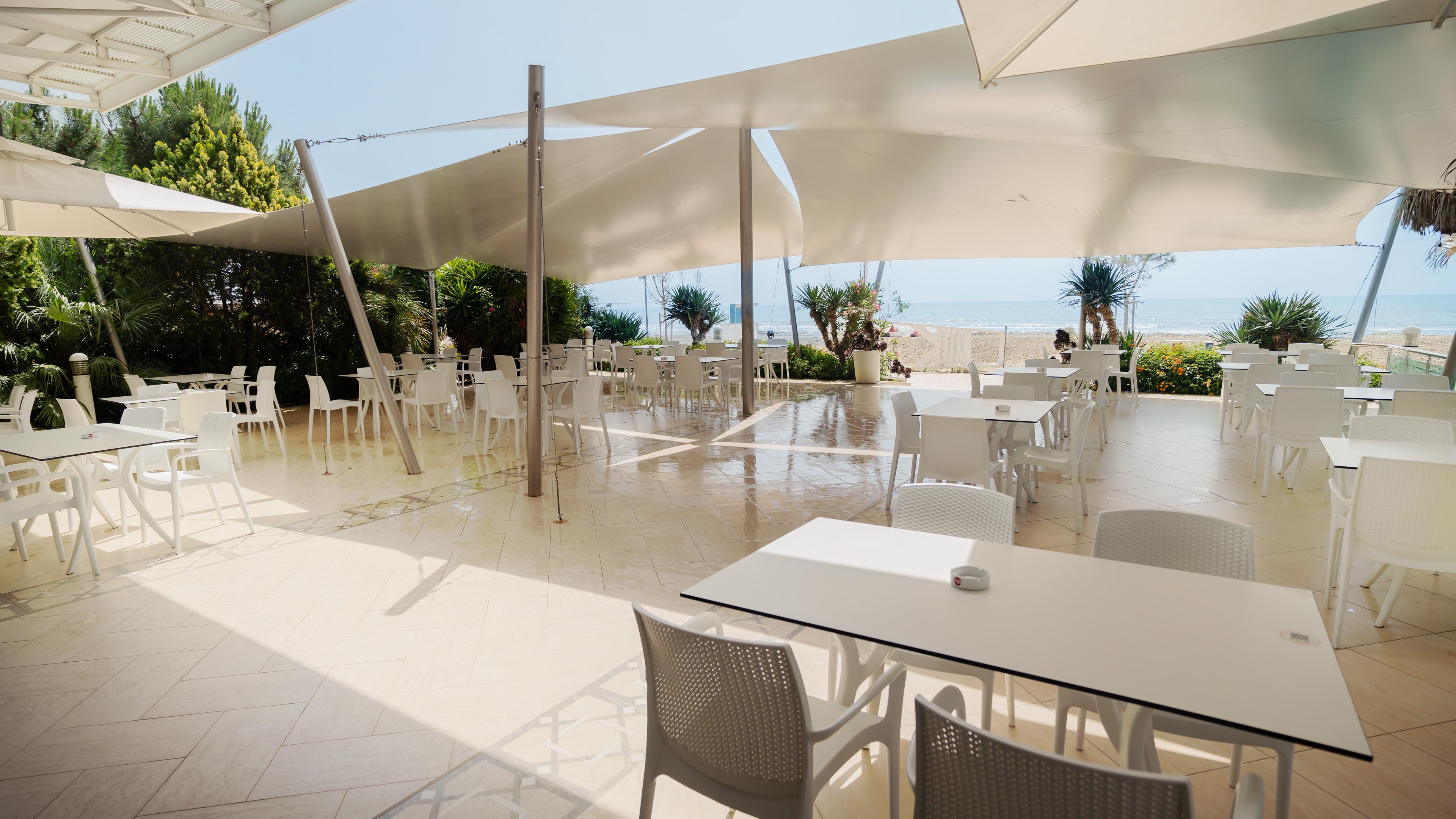 Hotel Ylli i Detit 14/17