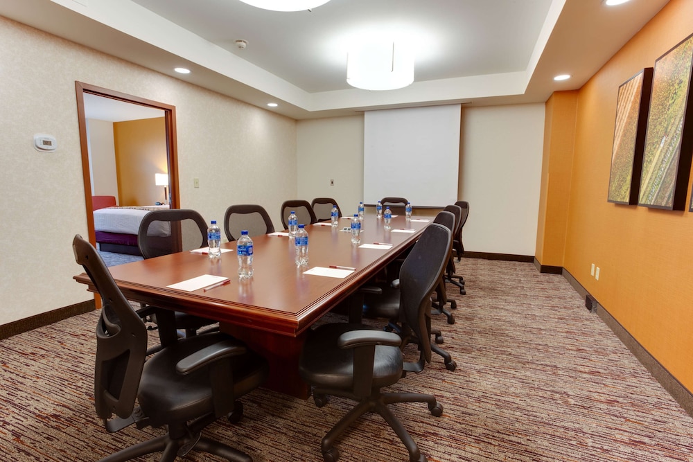 Druri Inn And Suites West Des Moines 39/45