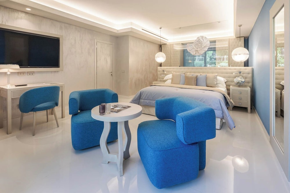 Cala Beach Resort 45/65