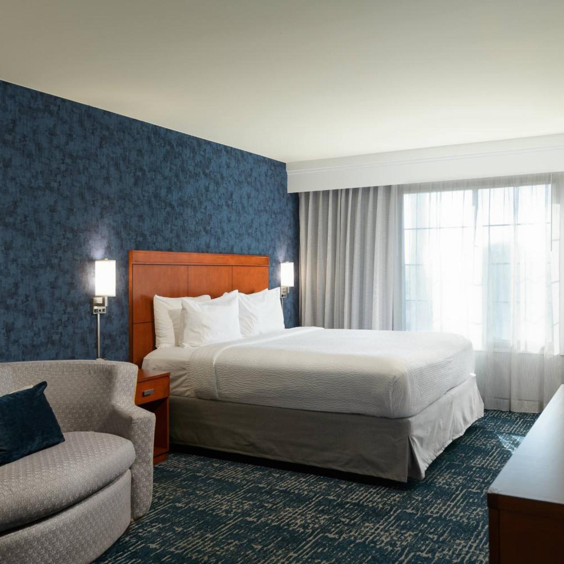 استوديو كبير بسرير كينج مع أريكة، Courtyard San Diego Old Town 2/3