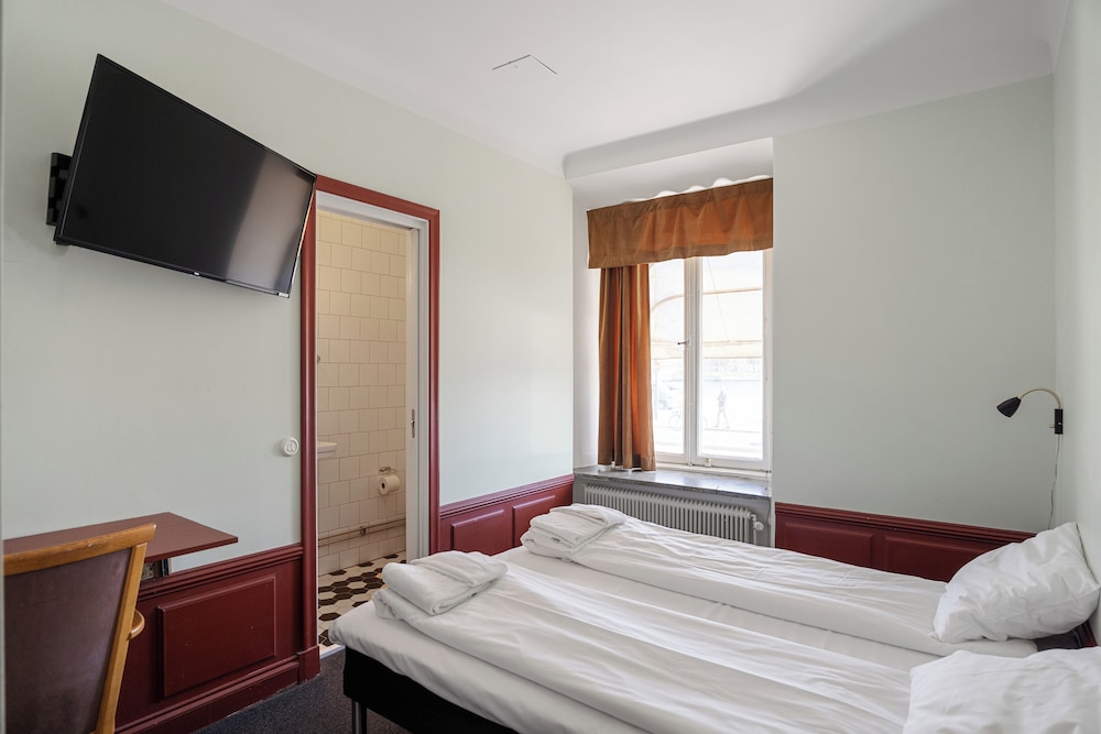 Hotell Skeppsbron 27/67