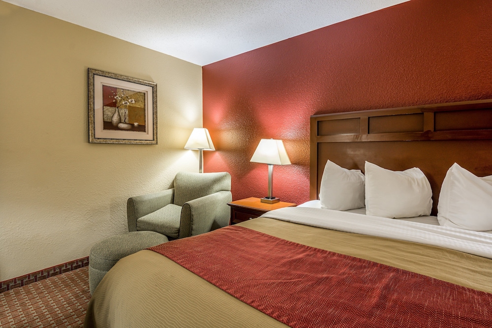 Red Roof Inn And Suites Little Rock 7/33