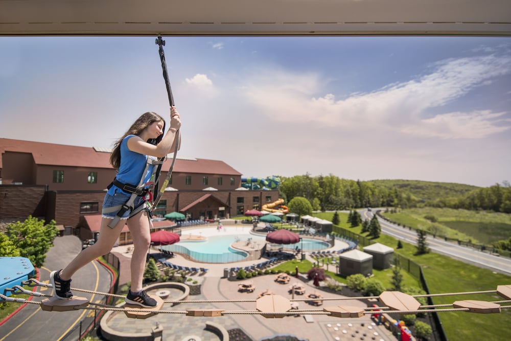 Great Wolf Lodge Concord Charlotte 72/76