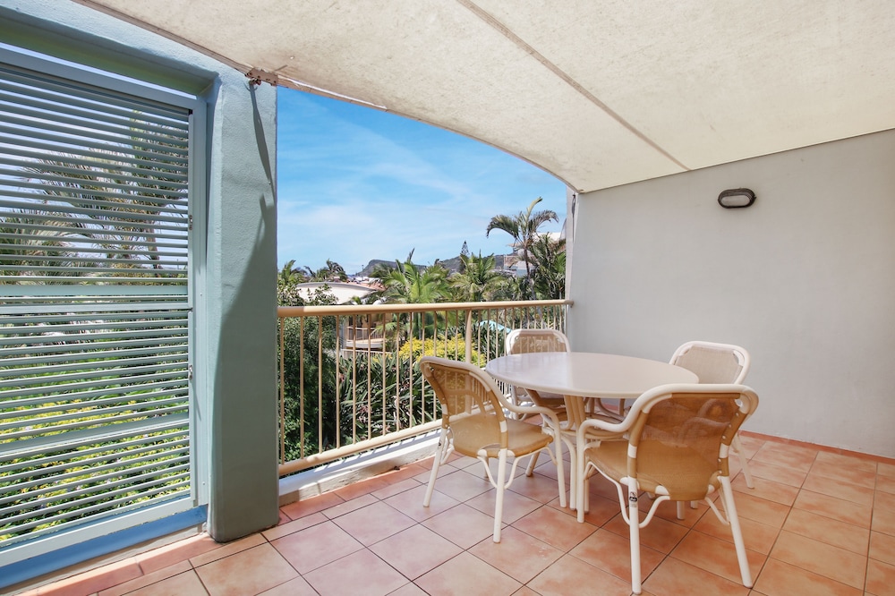 Headland Beach Resort 32/69