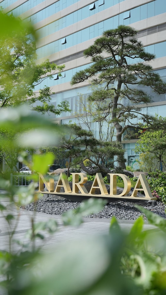 Zhejiang Narada Grand Hotel 46/48
