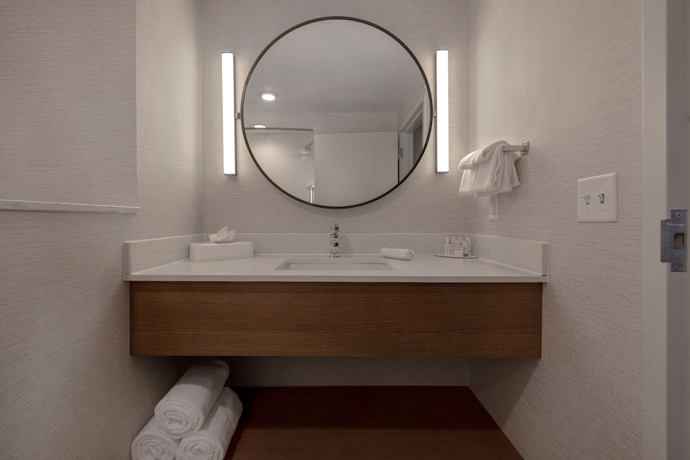 جناح بسريرين كوين مع أريكة، Fairfield Inn & Suites by Marriott Denver Airport at Gateway Park 4/4