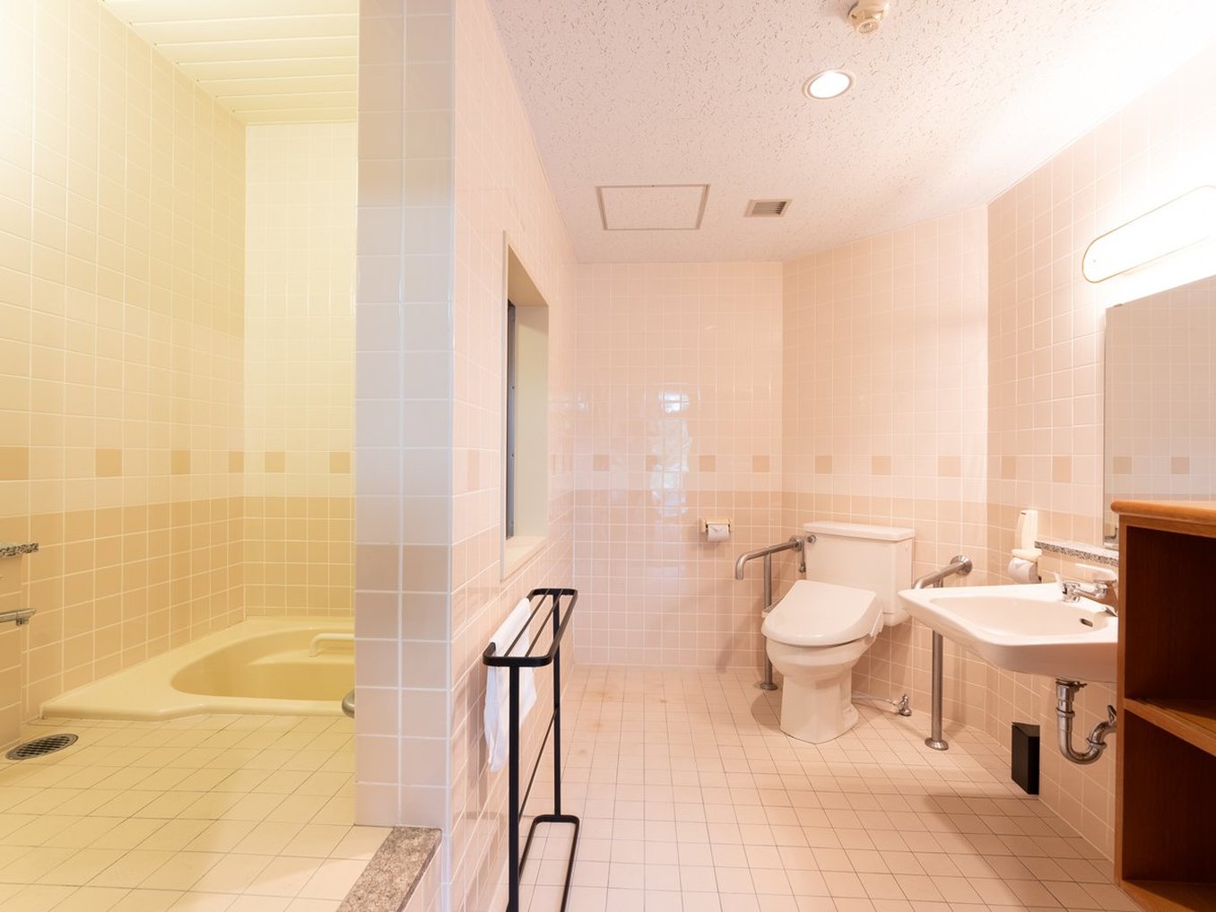 Livemax Resort Upopoy Shiraoi Onsen 17/19