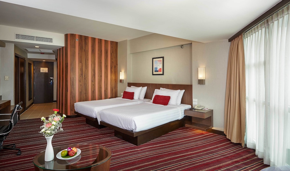 Deluxe Twin Bed Sky Wing Room