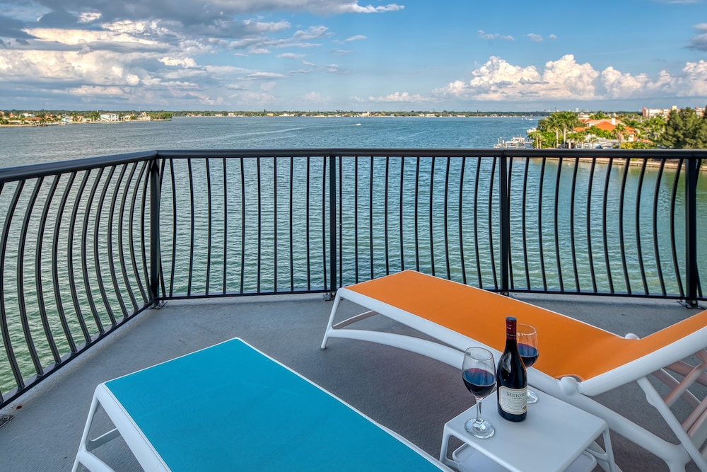 Fusion Resort in TREASURE ISLAND - FL