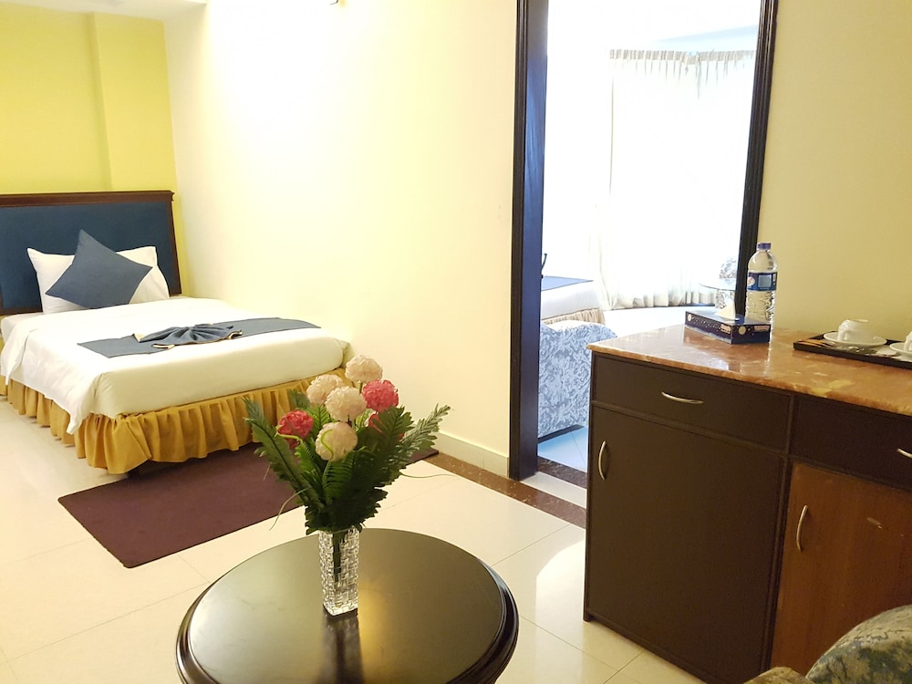 HOTEL VALLEY GARDEN 29/67