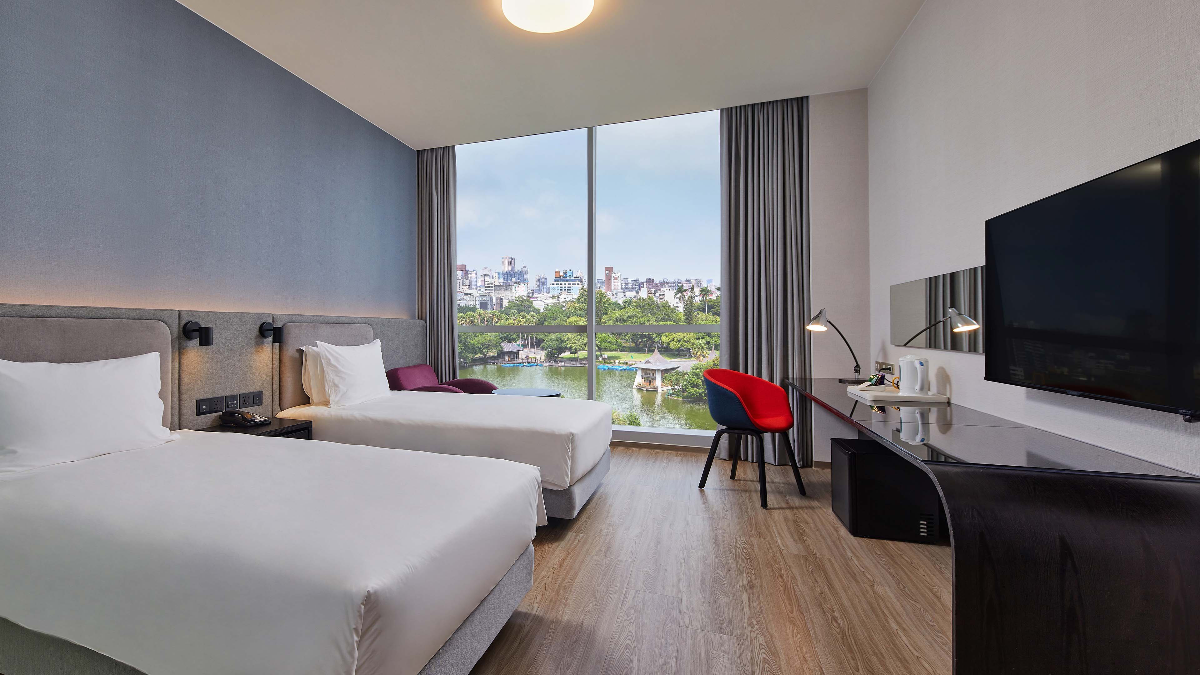 Holiday Inn Express Taichung Park 23/58