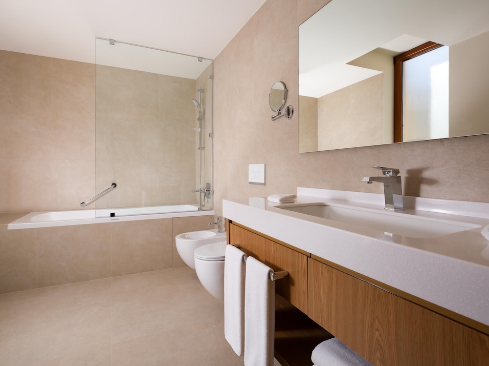 Mercure Bukhara Old Town 56/60