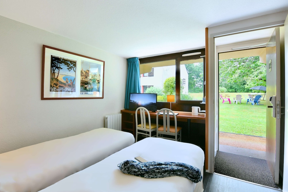 KYRIAD LANNION 15/49