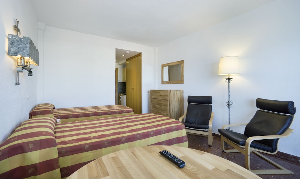 Hotel Apartamentos Bajondillo 27/64