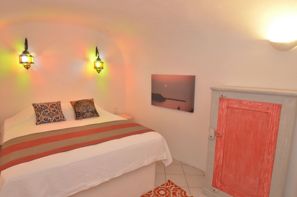Villa Ariadni 10/50
