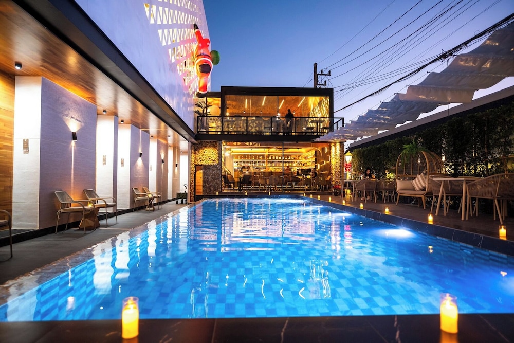 Diamond Hotel Buriram 12/21