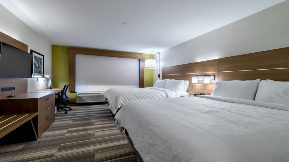Holiday Inn Express Suites Marion 25/59
