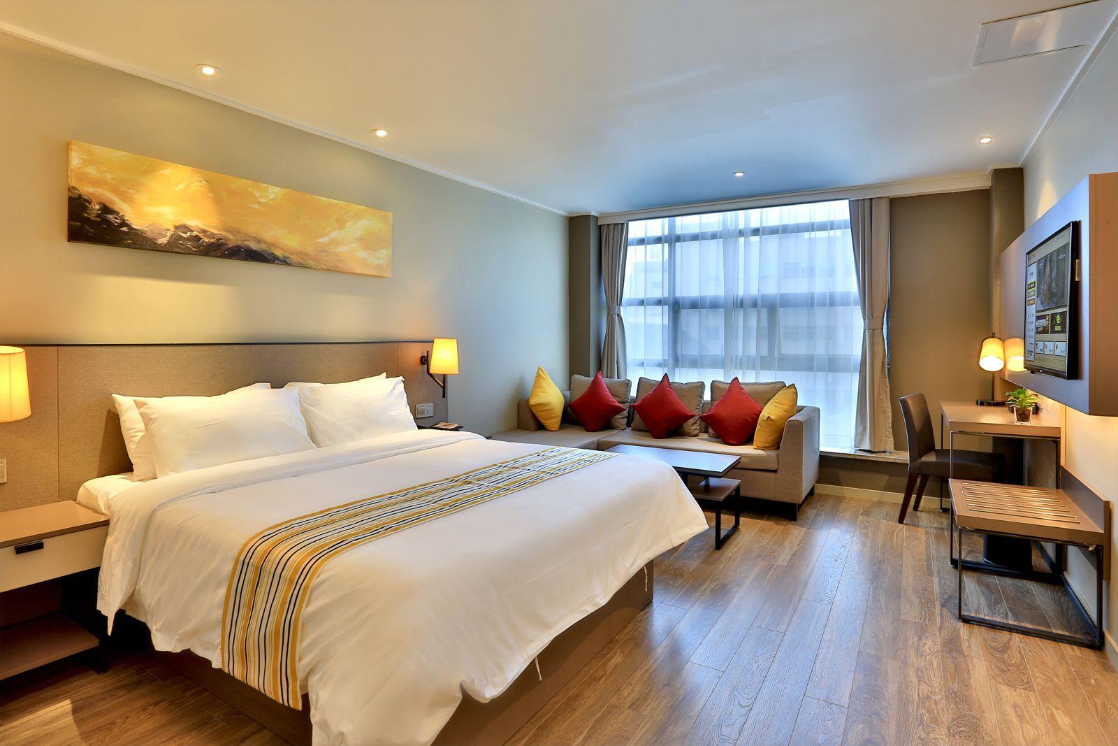 Home Inn Plus (Hangzhou West Lake lakeside Wushan Plaza Hefang Street store) 22/40