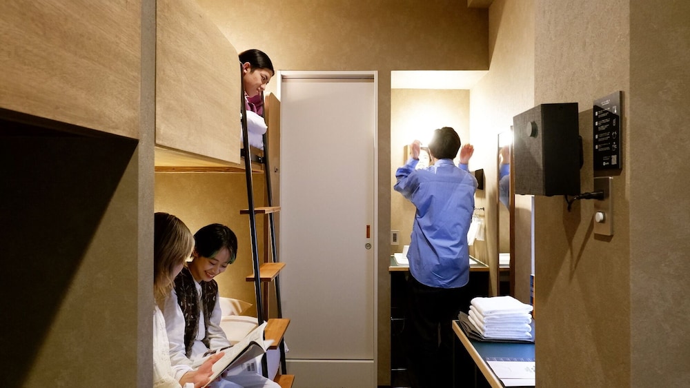 Bunshodo Hotel 10/50