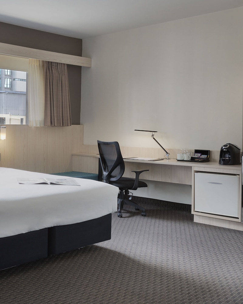 IBIS WELLINGTON 18/68