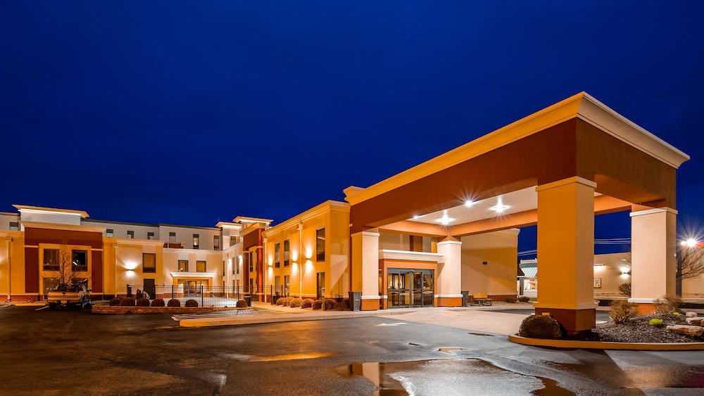 Best Western Plus Parkway Hotel 3/26